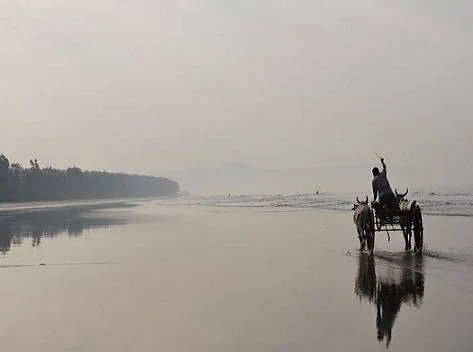 Akshi Beach